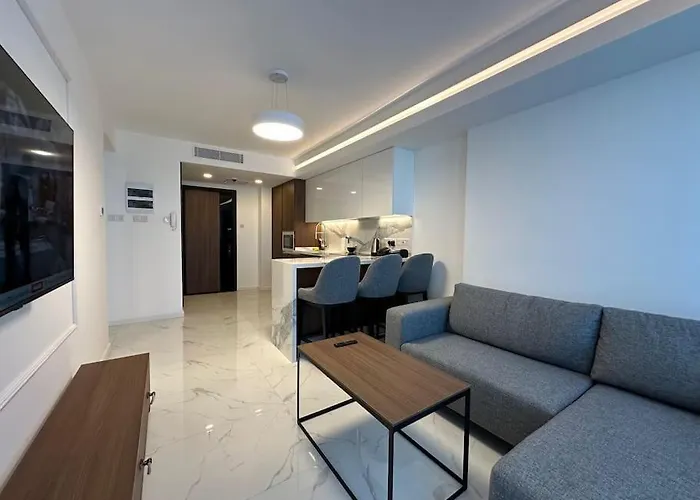 Grand Sapphire Luxury Residences 1 By Myguest Cyprus アパート *