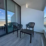 Grand Sapphire Luxury Residences 1 By Myguest Cyprus *