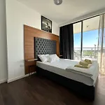 Grand Sapphire Luxury Residences 1 By Myguest Cyprus *