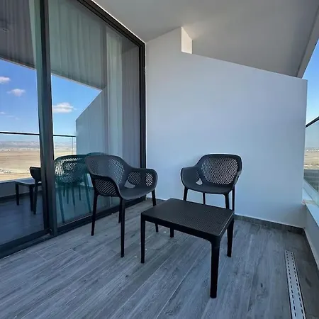 Grand Sapphire Luxury Residences 1 By Myguest Cyprus *