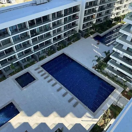 Grand Sapphire Luxury Residences 1 By Myguest Cyprus