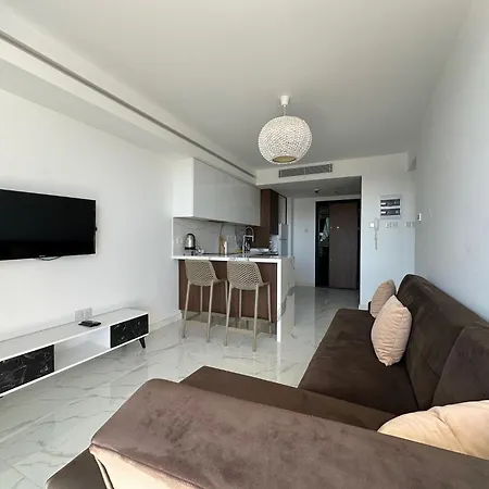 Grand Sapphire Luxury Residences 1 By Myguest Cyprus