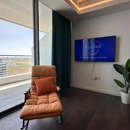 Grand Sapphire Luxury Residences 1 By Myguest Cyprus *