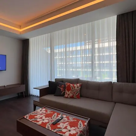 Grand Sapphire Luxury Residences 1 By Myguest Cyprus