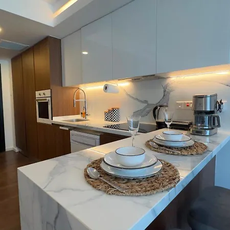 Lägenhet Grand Sapphire Luxury Residences 1 By Myguest Cyprus *
